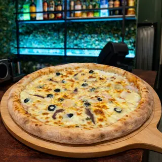 Pizza Putanesca (33 Cm.)