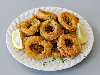 CALAMARES A LA ANDALUZA