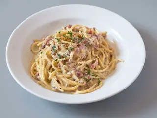 ESPAGUETIS CARBONARA