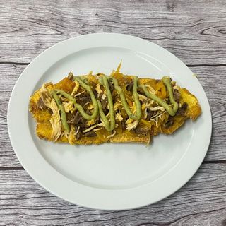 Patacón Con Guacamole Mixto