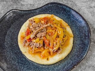 Arepa Con Carne