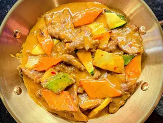 Curry beef