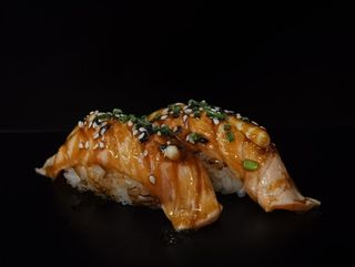 ⁠Nigiri sake tokyo