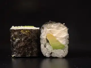 Maki aguacate y philadelphia