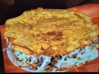 Patacon de pollo