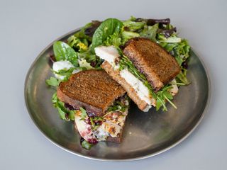 Sándwich De Pavo Especiado