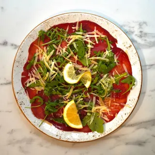 Carpaccio Di Bresaola con Rucola E Grana