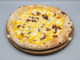Pizza De La Casa Carbonara