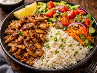 Plato de Arroz y Carne