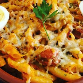 Macarrones boloñesa gratinados