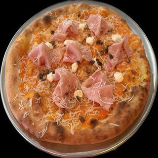 Pizza de boniato y mortadela