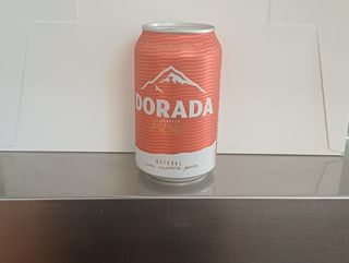 Cerveza dorada.