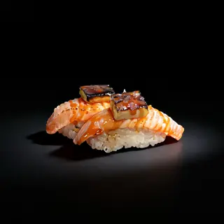 Nigiri de Salmón con Foie (2 Pzs.)