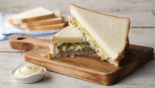 Sándwich De Atún Y Mayo