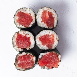 Maki atún. (6Pzs.)