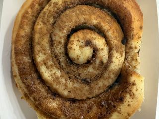 Cinnamon Roll Canela