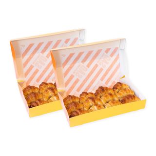 24 medialunas clásicas dulces