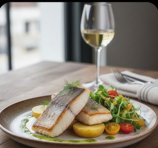 Lomos De Merluza Del Cabo Con Patata Cocida