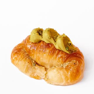 Medialuna Con Pistacho