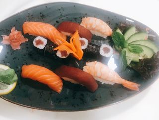 101. Matsu Sushi(12 Uds)