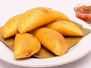 Ración de MINI empanadas (6 unds)
