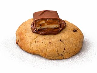 Crumbl cookies SNICKERS