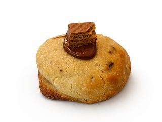 Crumbl cookies HUESITOS