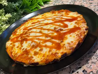 Pizza De Bacon Y Jamón (30 Cm.)
