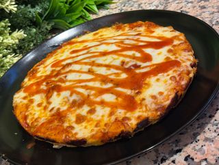 Pizza De Bacon Y Jamón (30 Cm.)