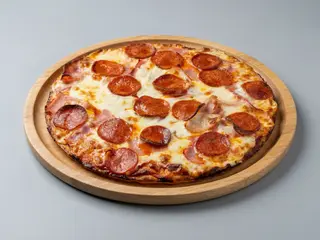 Pizza De Jamón Y Queso (30 Cm.)
