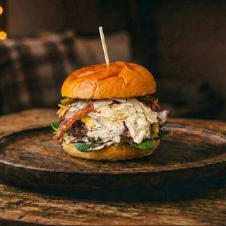Dirty cheesy burger