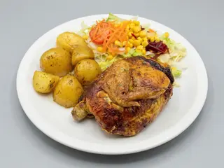 1/2 pollo alast, ensalada, patata cocida