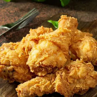 Alitas de pollo casero rebozado (6und)