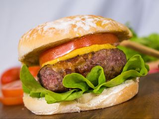 Hamburguesa de carne con queso