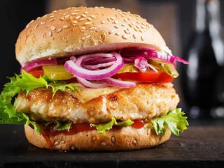 Hamburguesa de pollo completo