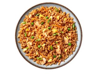 Arroz frito con pollo