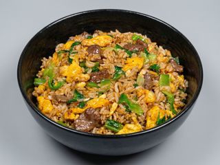 Arroz frito con ternera