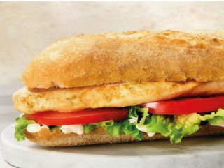 Bocadillo vegetal de pollo