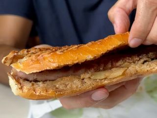 Bocadillo de butifarra