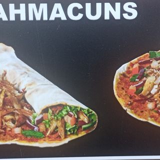 2-Lahmacun-Carne-salda