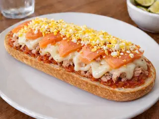 Tostada Cross