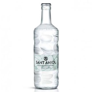 Botella de Agua Mineral