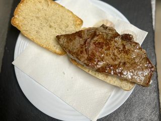 Montadito de pepito de ternera