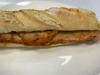 Bocadillo de lomo a la brasa