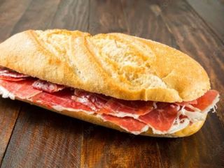 Bocadillo de jamón serrano