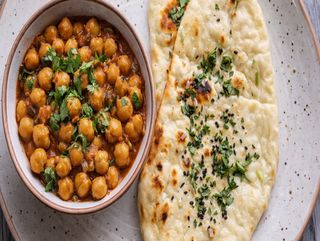 Chole + Paneer Kulcha