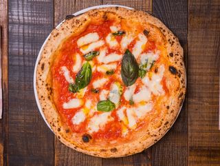 Pizza Margherita (30 Cm.)