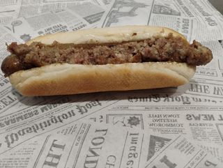 Bocadillo de butifarra de perol