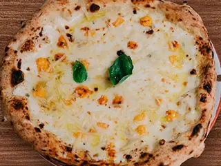 Pizza 5 formaggi