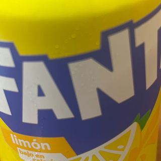 Fanta Limón